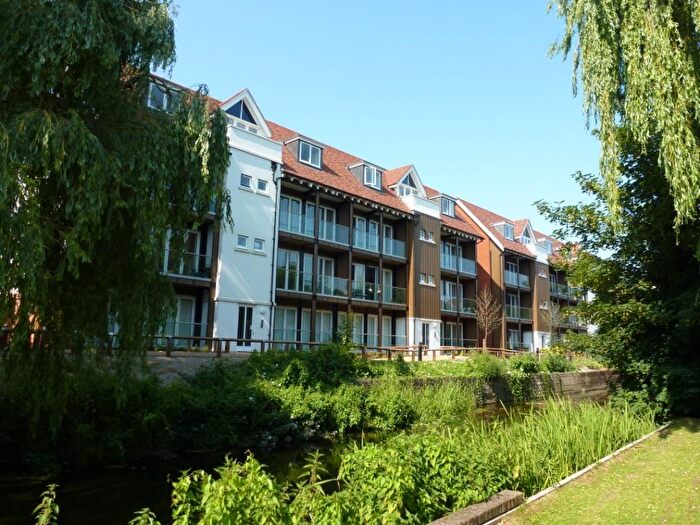 2 Bedroom Flat To Rent In The Rope Walk, Canterbury, Kent, CT1