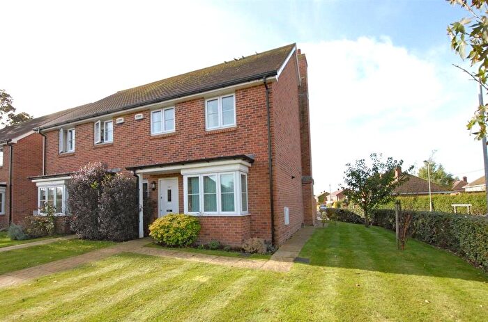 3 Bedroom Semi-Detached House For Sale In South Street, Pennington, Lymington, Hampshire, SO41
