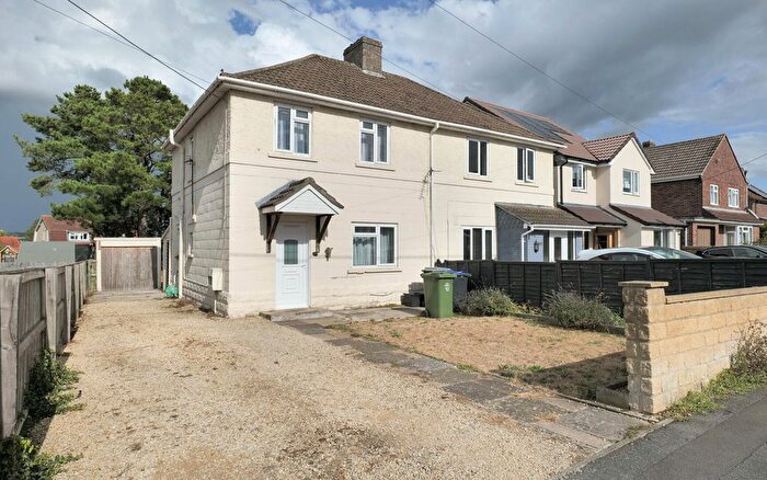 2 Bedroom Semi-Detached House For Sale In Craybourne Road, Melksham, SN12
