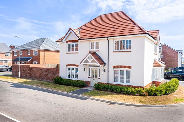 4 Bedroom Detached House For Sale In Havilland Grove, Sealand, CH5