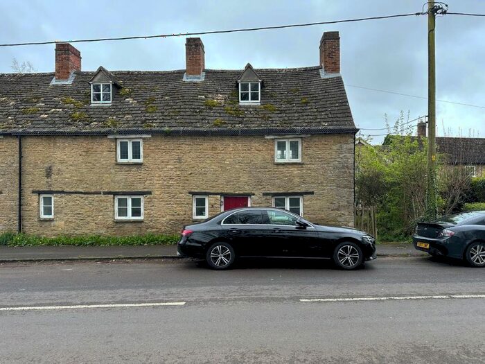 2 Bedroom Terraced House For Sale In The Row, Bletchingdon, Kidlington, Oxfordshire, OX5