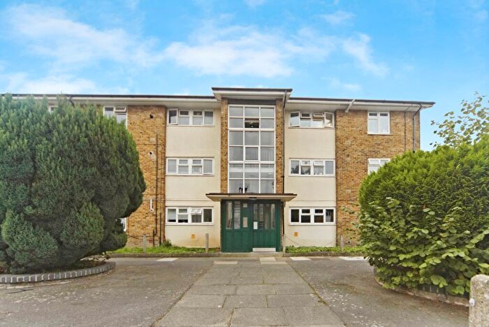 2 Bedroom Flat For Sale In Selhurst Place, London, London, SE25