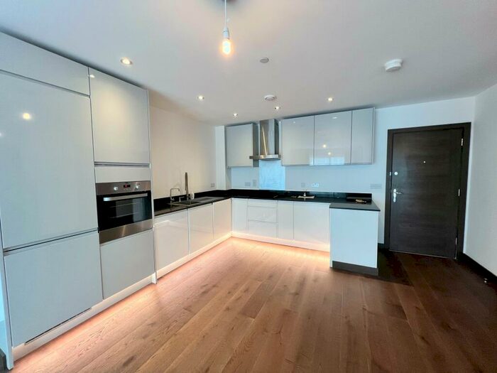 2 Bedroom Apartment To Rent In Avonside, Fletton Quays, Peterborough, PE2