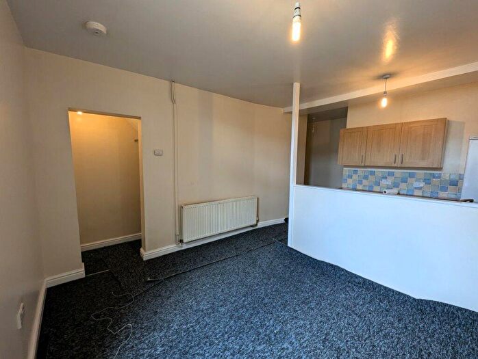 1 Bedroom Flat To Rent In Edleston Road, Crewe, CW2