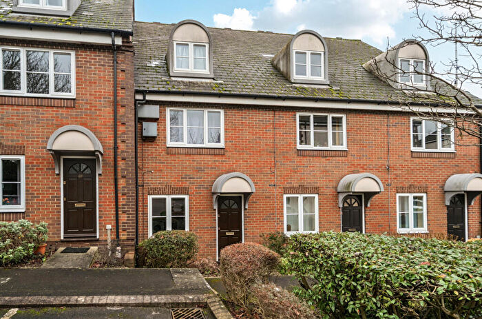 1 Bedroom Maisonette For Sale In Waterside Court, Alton, Hampshire, GU34