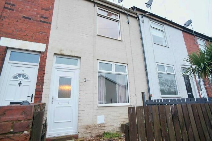 2 Bedroom Terraced House To Rent In Carleton View, Pontefract, WF8