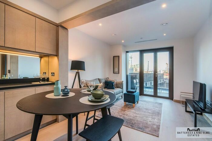 1 Bedroom Flat To Rent In Viaduct Gardens, London, SW11