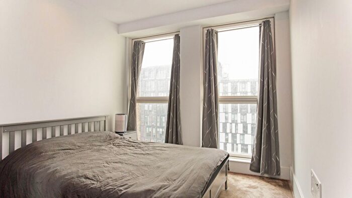 1 Bedroom Flat For Sale In High Street, London, CR0