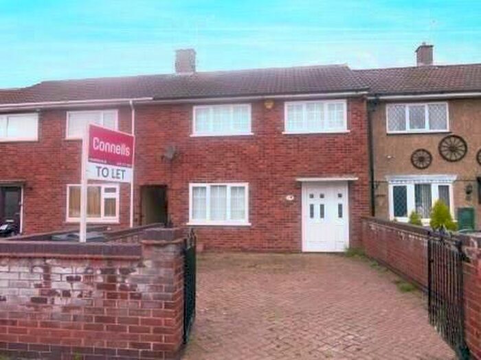 3 Bedroom Terraced House To Rent In Twickenham Road, Glen Parva, Leicester, LE2