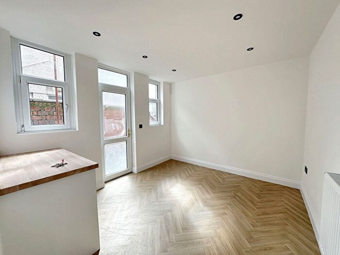3 Bedroom Terraced House For Sale In Ena Avenue, Neath, SA11