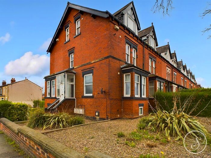 1 Bedroom Flat To Rent In Chestnut Avenue, Crossgates, Leeds, LS15