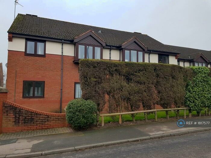 2 Bedroom Flat To Rent In Cricketers Close, Leeds, LS25