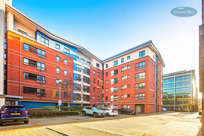 2 Bedroom Apartment For Sale In Cracknell, Millsands, Sheffield, S3