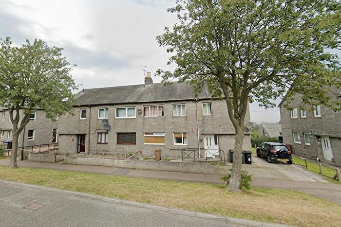 3 Bedroom Flat For Sale In , Faulds Gate, First Floor, Aberdeen, AB12