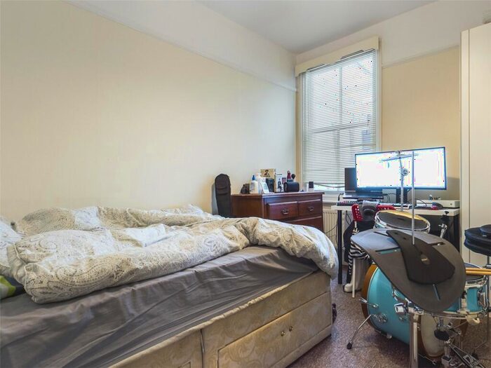 1 Bedroom Terraced House To Rent In Roedale Road, Brighton, BN1