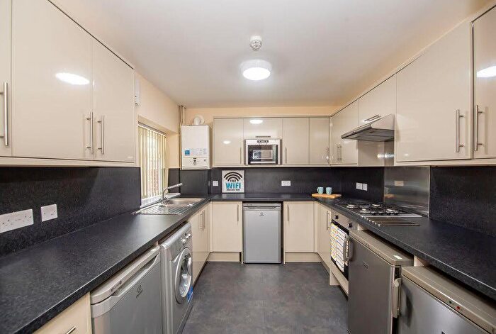 5 Bedroom Terraced House To Rent In Albert Edward Road, Liverpool, L7