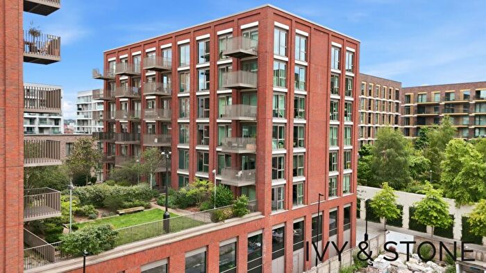 1 Bedroom Apartment For Sale In Pendant Court, Royal Wharf, E16