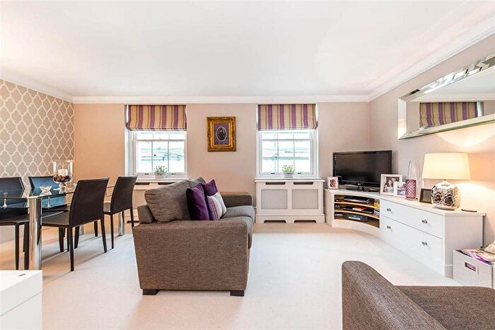 2 Bedroom Flat To Rent In Gloucester Street, Pimlico, London, SW1V