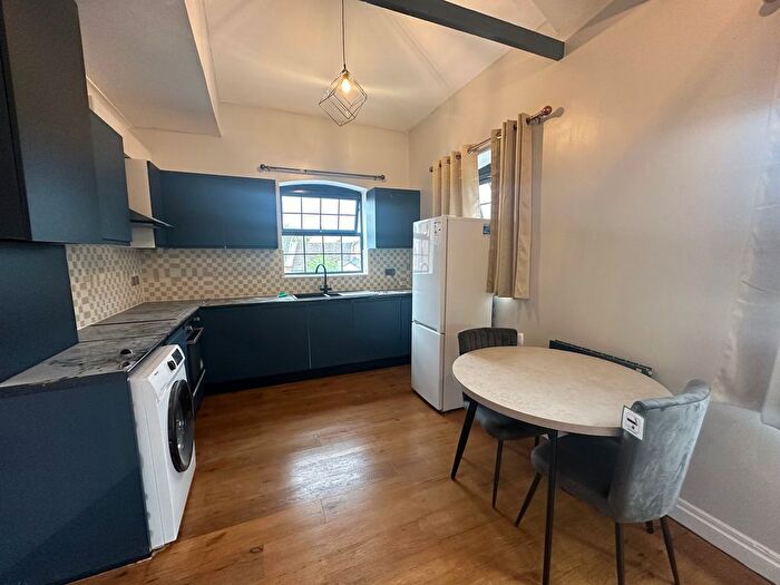 2 Bedroom Flat To Rent In Chequers Lane, Wellingborough, NN8