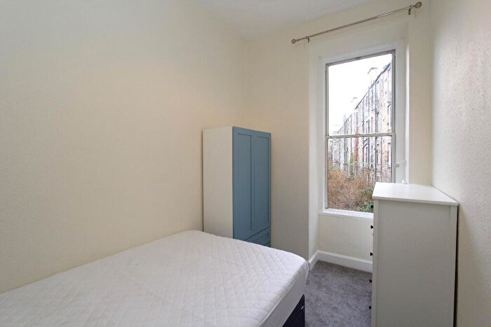2 Bedroom Flat To Rent In Dalry Road, Dalry, Edinburgh, EH11