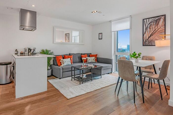 1 Bedroom Flat To Rent In Shoreditch, E2