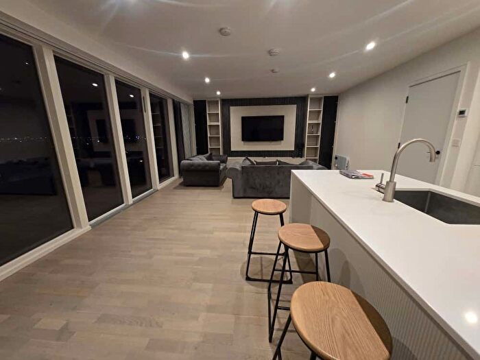 3 Bedroom Flat To Rent In Watson House, Greenleaf Walk, Southall, Greater London, UB1