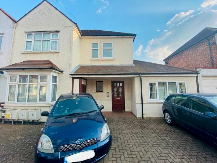 1 Bedroom Flat To Rent In Nibthwaite Road, Harrow-On-The-Hill, Harrow, HA1