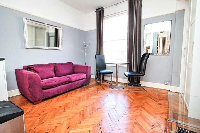 1 Bedroom Flat To Rent In Branksome House, Westgate Street, Cardiff, CF10