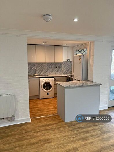 1 Bedroom Flat To Rent In Kingsway, Cambridge, CB4