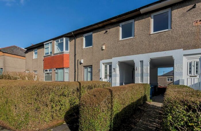 4 Bedroom Flat To Rent In Baldovie Road, Cardonald, Glasgow, G52
