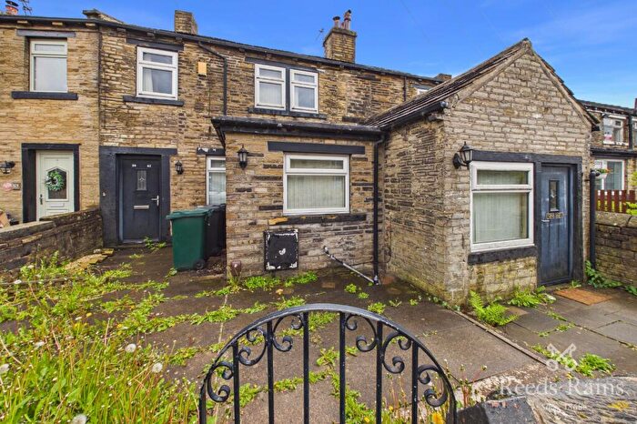 2 Bedroom Terraced House To Rent In Reevy Road, Bradford, West Yorkshire, BD6