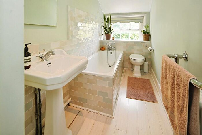 1 Bedroom Apartment For Sale In Belmont, Brighton, BN1