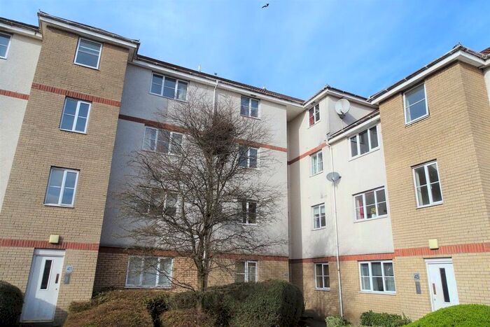 2 Bedroom Flat To Rent In Bed Unfurnished - Eversley Street, Glasgow, G32