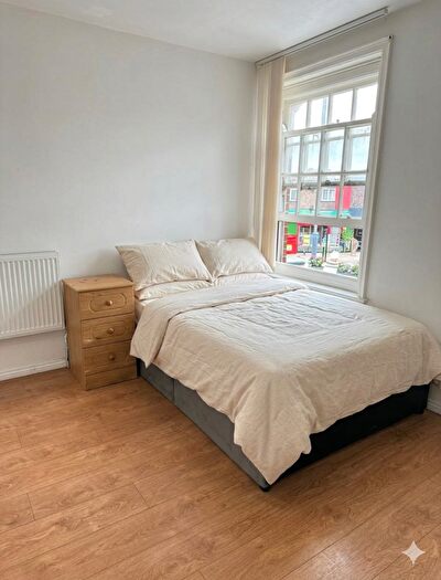 Studio To Rent In London, HA8