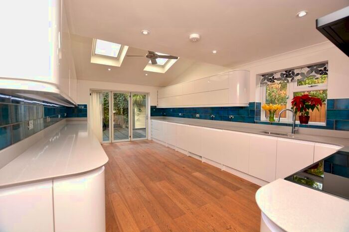 4 Bedroom Semi-Detached House To Rent In Kings Chase, East Molesey, KT8