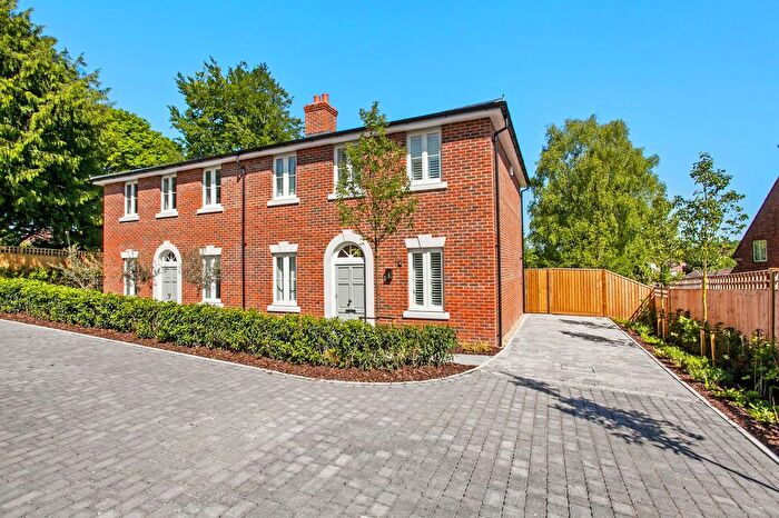 2 Bedroom Property To Rent In Bereweeke Avenue, Winchester, SO22