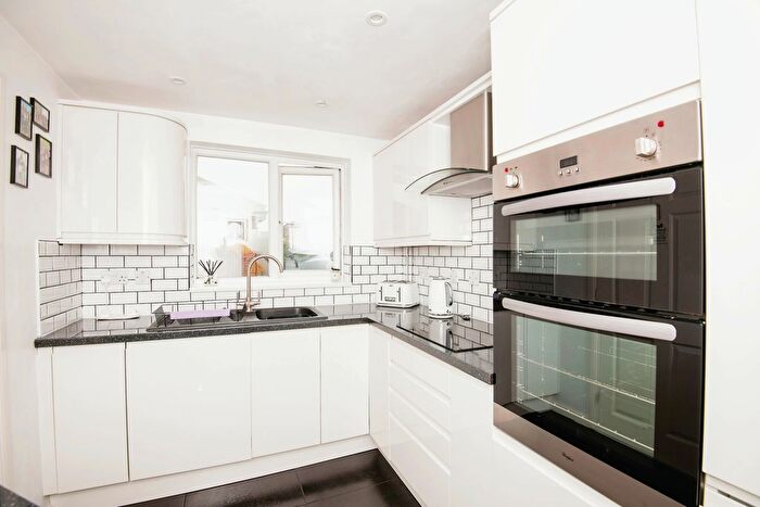 3 Bedroom Terraced House For Sale In Buckthorne Road, Minster On Sea, Sheerness, ME12
