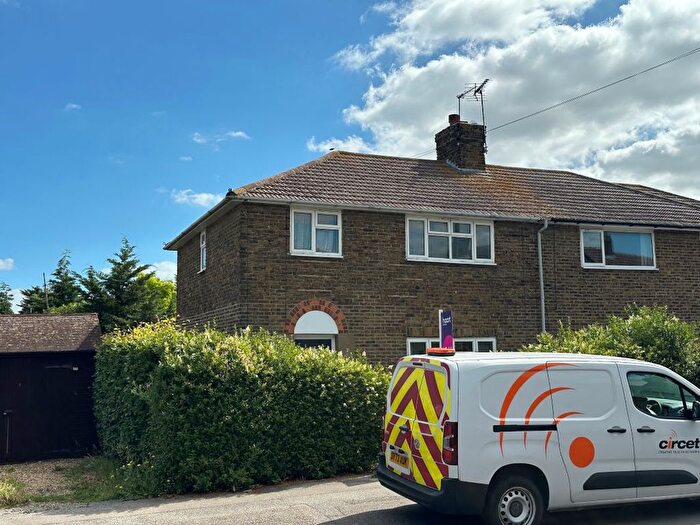 3 Bedroom Semi Detached House For Sale In First Avenue, Sheerness, Kent, ME12