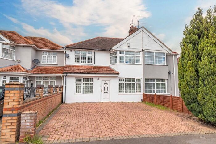 4 Bedroom Terraced House For Sale In Littleport Spur, Slough, SL1