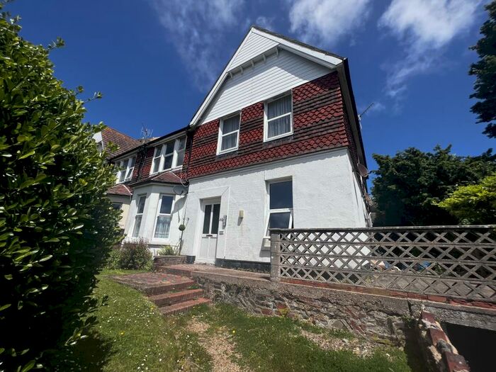 1 Bedroom Apartment To Rent In Upperton Road, Eastbourne, BN21