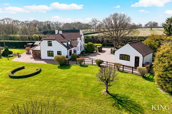 4 Bedroom Detached House For Sale In Seafield Lane, Alvechurch, B48