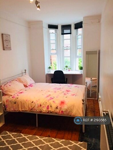 3 Bedroom Flat To Rent In Scott Ellis Gardens, London, NW8