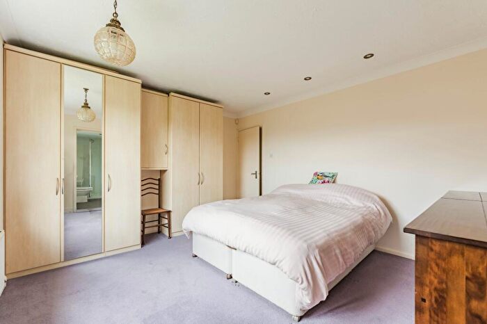 3 Bedroom Detached Bungalow For Sale In Lincoln Close, Swanton Morley, NR20