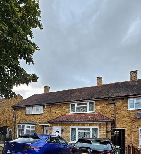 2 Bedroom Terraced House To Rent In Hilldene Avenue, Romford, RM3