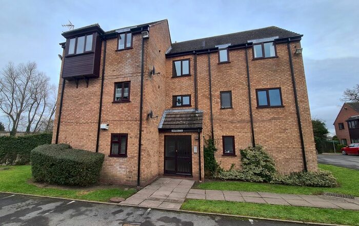 1 Bedroom Flat To Rent In St James Court, St James Lane, Willenhall, CV3