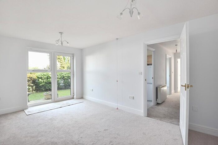 2 Bedroom Flat For Sale In Warren Lodge, Ashford Road, CT1