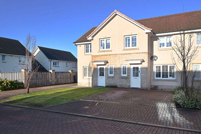 3 Bedroom Terraced House For Sale In Poynters Road, Broxburn, West Lothian, EH52