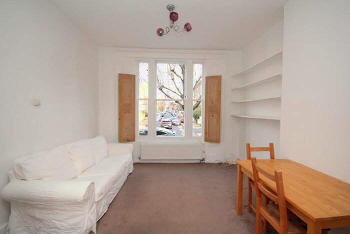 1 Bedroom Flat To Rent In Bartholomew Road, Kentish Town, London, NW5