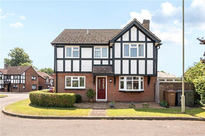 4 Bedroom Detached House For Sale In Benedict Close, Romsey, Hampshire, SO51