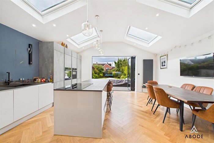 3 Bedroom Semi-Detached House For Sale In Church Road, Stretton, DE13